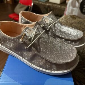 Hey Dude Women's Glitter Silver Shoes Size 7 Never Worn